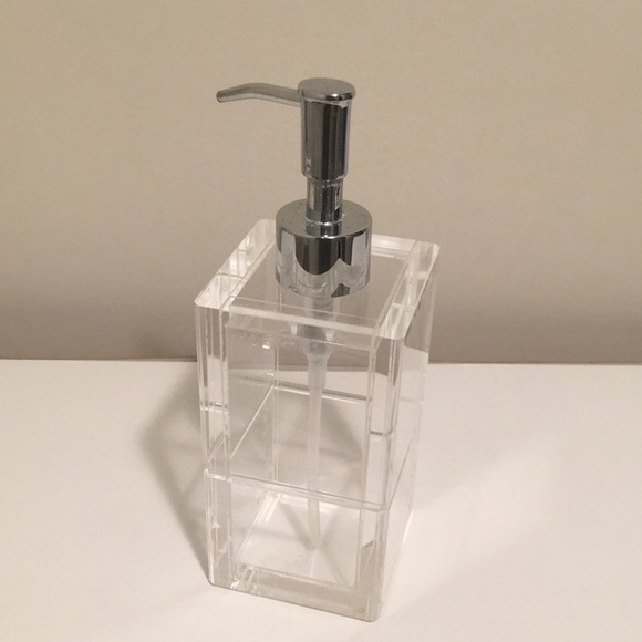 Acrylic Clear Soap Dispenser - Picture 3 of 7